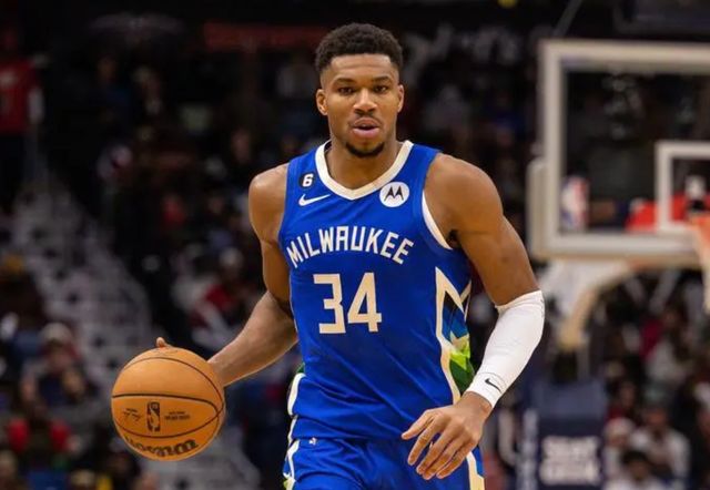 他们通过高 他们通过高