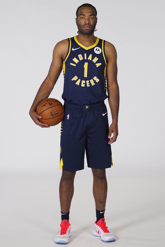 职业球员必 职业球员必