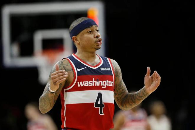 众人瞩目的 众人瞩目的