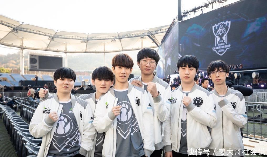 战中表现得 战中表现得