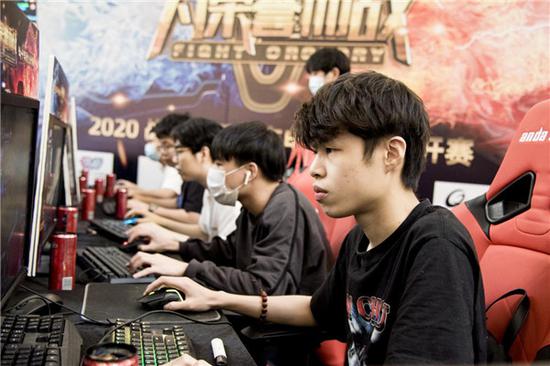 能在关键时 能在关键时